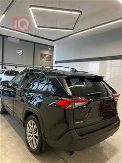 تۆیۆتا ڕاڤ 4